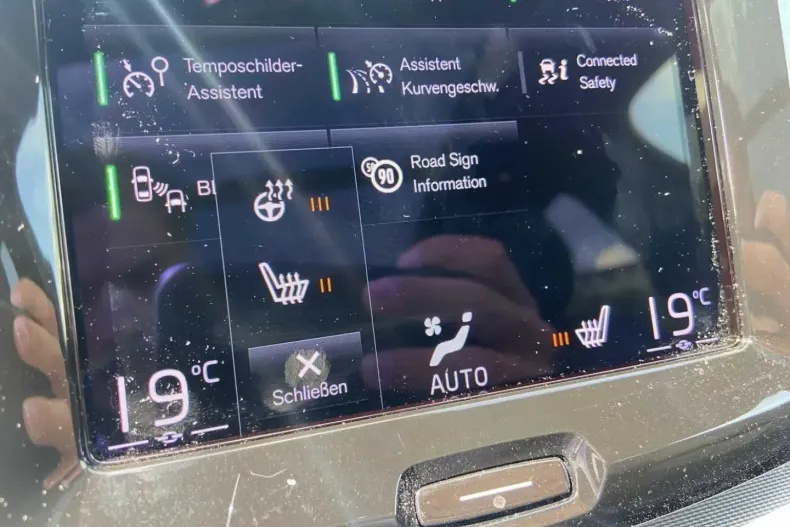 Volvo XC60 din 2021 cu 47.094 km - oferta VOL109780 - foto 22