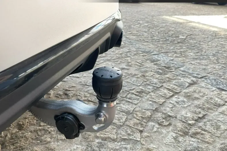 Mercedes-Benz GLC 43 AMG din 2024 cu 16.998 km - oferta MER109788 - foto 12