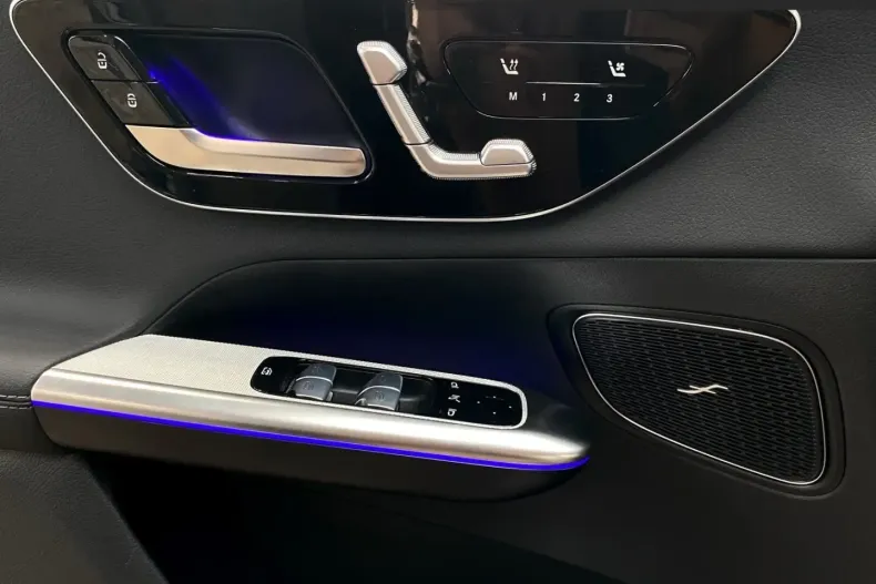 Mercedes-Benz GLC 43 AMG din 2024 cu 15.890 km - oferta MER109792 - foto 15