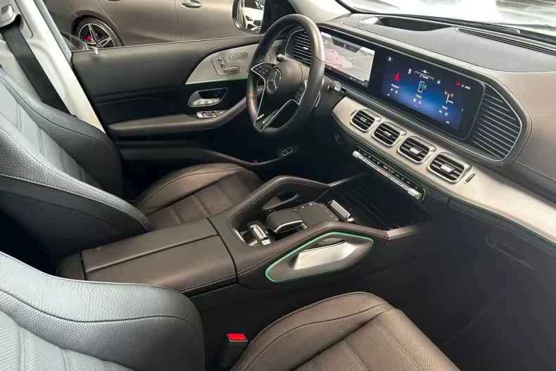 Mercedes-Benz GLE 580 din 2024 cu 12.205 km - oferta MER109793 - foto 6