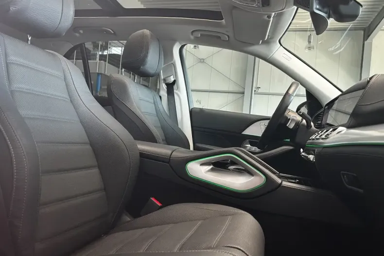 Mercedes-Benz GLE 580 din 2024 cu 12.205 km - oferta MER109793 - foto 8