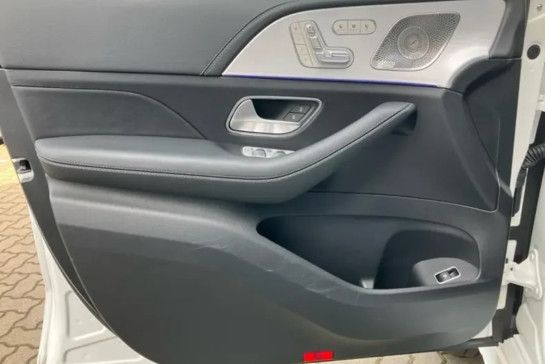 Mercedes-Benz GLE 580 din 2024 cu 17.063 km - oferta MER109795 - foto 6