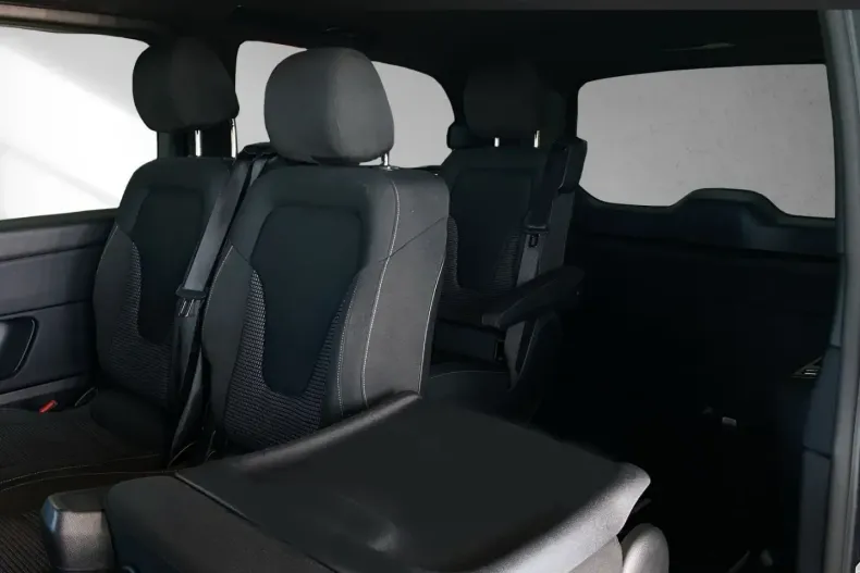 Mercedes-Benz V 250 din 2024 cu 28.890 km - oferta MER109804 - foto 9