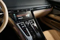 Aston Martin DB12 din 2024 cu 2.501 km - oferta AST109807 - foto 26