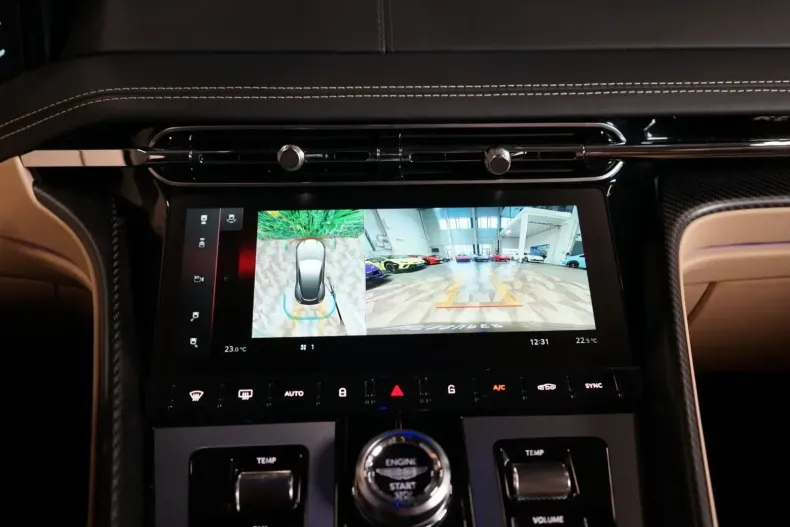 Aston Martin DB12 din 2024 cu 2.501 km - oferta AST109807 - foto 28