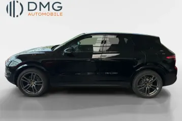 Porsche Cayenne din 2023 - oferta POR109814