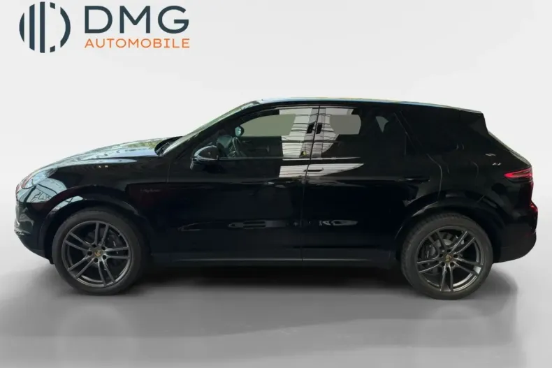 Porsche Cayenne din 2023 cu 32.700 km - oferta POR109814 - foto 1