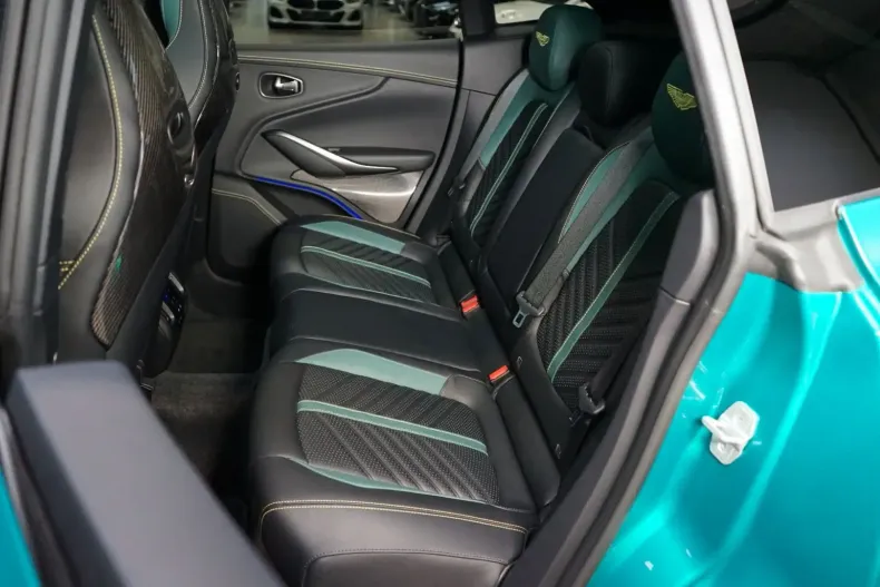 Aston Martin DBX din 2024 cu 4.982 km - oferta AST109818 - foto 14