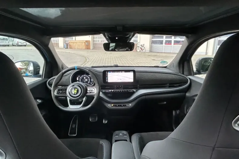 Abarth 500 din 2023 cu 5.995 km - oferta ABA109820 - foto 11