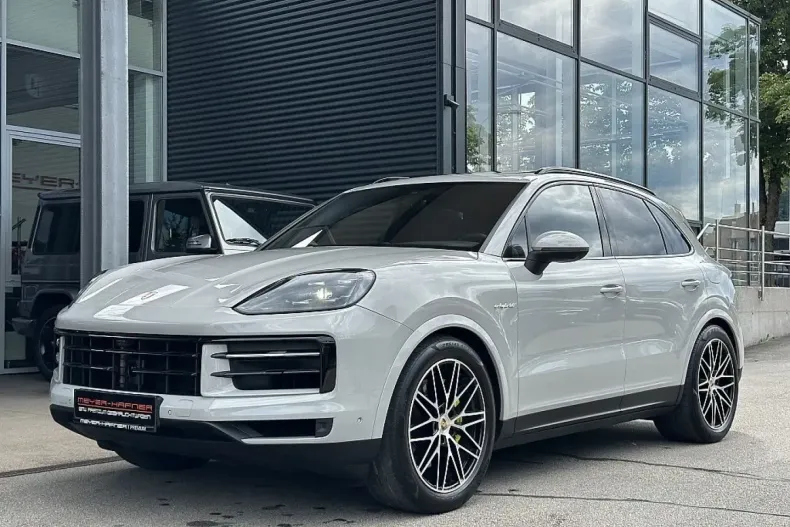 Porsche Cayenne din 2023 cu 53.453 km - oferta POR109823 - foto 2
