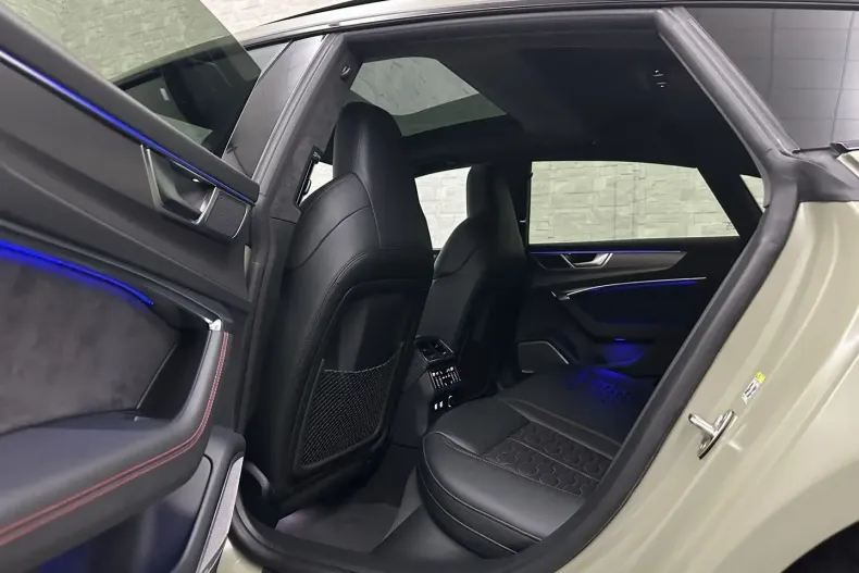 Audi RS7 din 2020 cu 81.845 km - oferta AUD109827 - foto 8