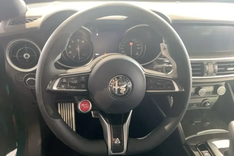 Alfa Romeo Stelvio din 2024 cu 10.000 km - oferta ALF109832 - foto 10