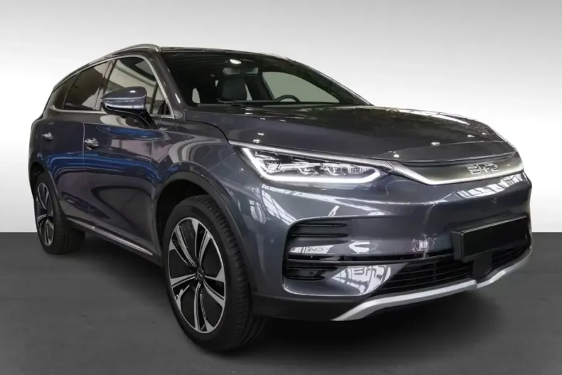 BYD TANG din 2025 cu 9.900 km - oferta BYD109833 - foto 2