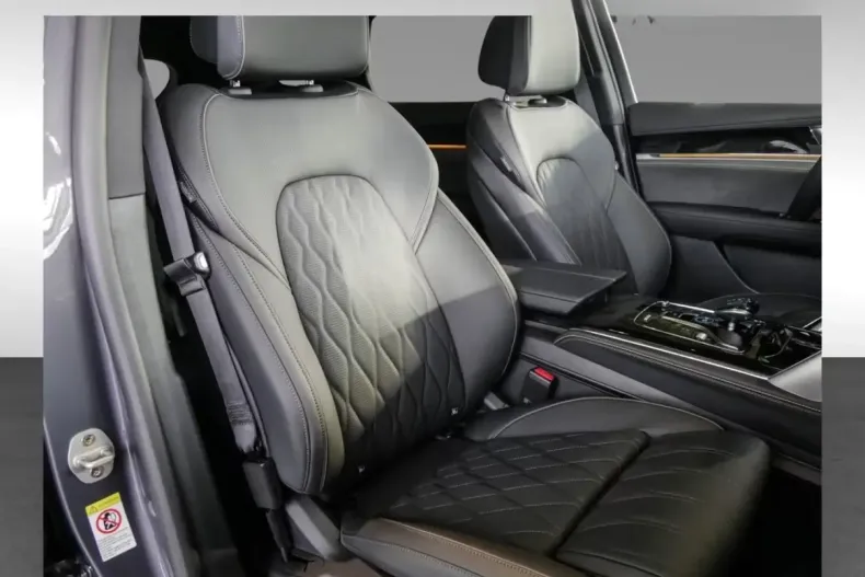 BYD TANG din 2025 cu 9.900 km - oferta BYD109833 - foto 11