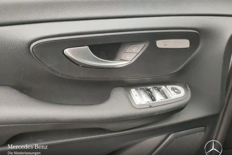 Mercedes-Benz V 300 din 2020 cu 79.794 km - oferta MER109834 - foto 14