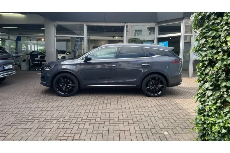 BYD TANG din 2022 cu 30.000 km - oferta BYD109835 - foto 2