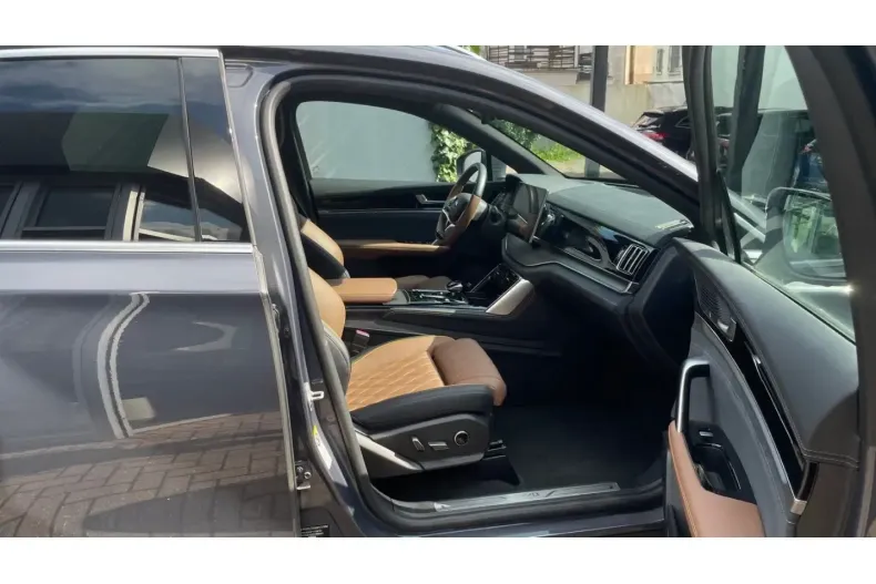 BYD TANG din 2022 cu 30.000 km - oferta BYD109835 - foto 10