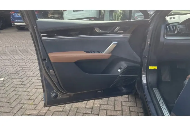 BYD TANG din 2022 cu 30.000 km - oferta BYD109835 - foto 12