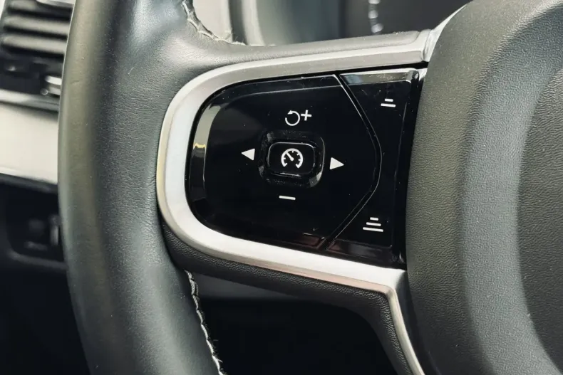 Volvo XC90 din 2021 cu 88.687 km - oferta VOL109838 - foto 22