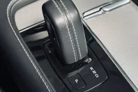 Volvo XC90 din 2021 cu 88.687 km - oferta VOL109838 - foto 32