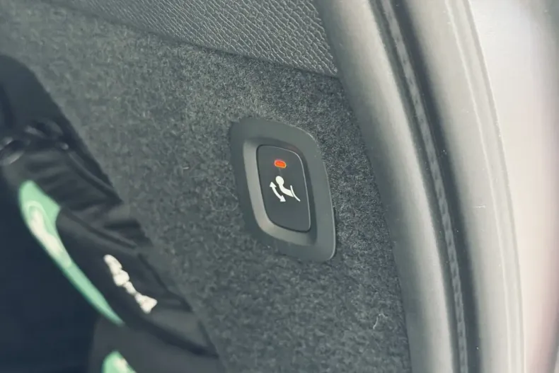 Volvo XC90 din 2021 cu 88.687 km - oferta VOL109838 - foto 40