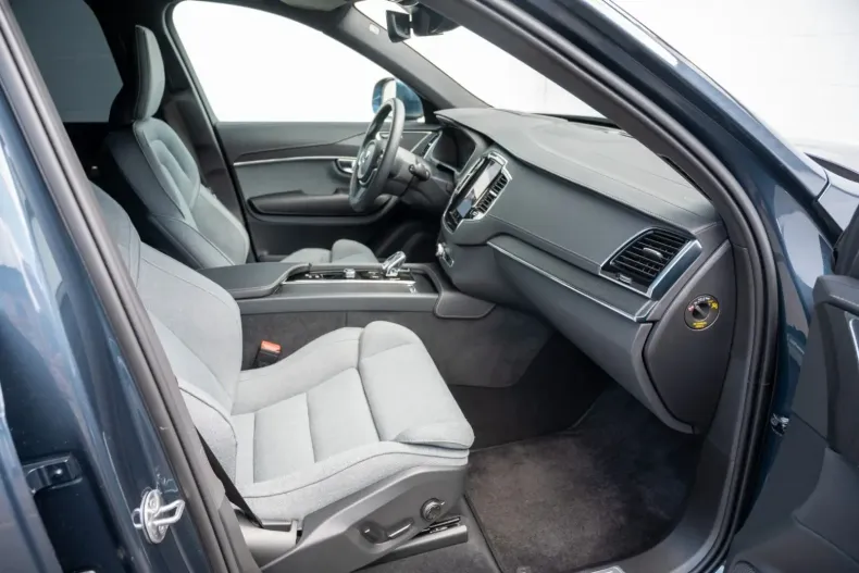 Volvo XC90 din 2022 cu 63.000 km - oferta VOL109846 - foto 10