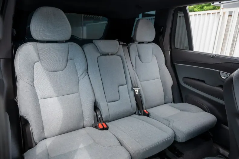 Volvo XC90 din 2022 cu 63.000 km - oferta VOL109846 - foto 12