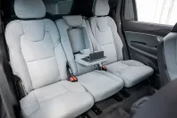 Volvo XC90 din 2022 cu 63.000 km - oferta VOL109846 - foto 13