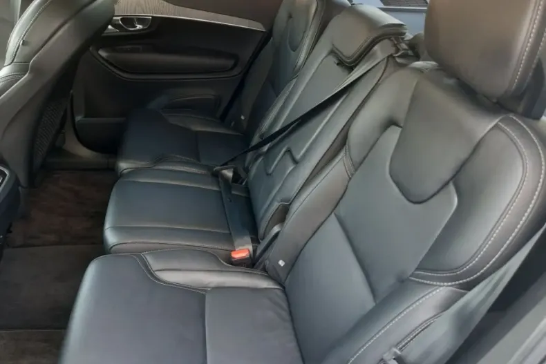 Volvo XC90 din 2021 cu 57.621 km - oferta VOL109847 - foto 9