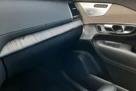 Volvo XC90 din 2021 cu 57.621 km - oferta VOL109847 - foto 16