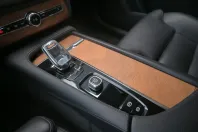 Volvo XC90 din 2021 cu 77.891 km - oferta VOL109850 - foto 24