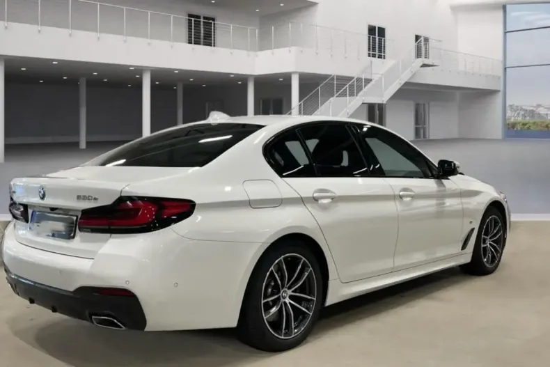 BMW 530 din 2021 cu 38.033 km - oferta BMW109856 - foto 3