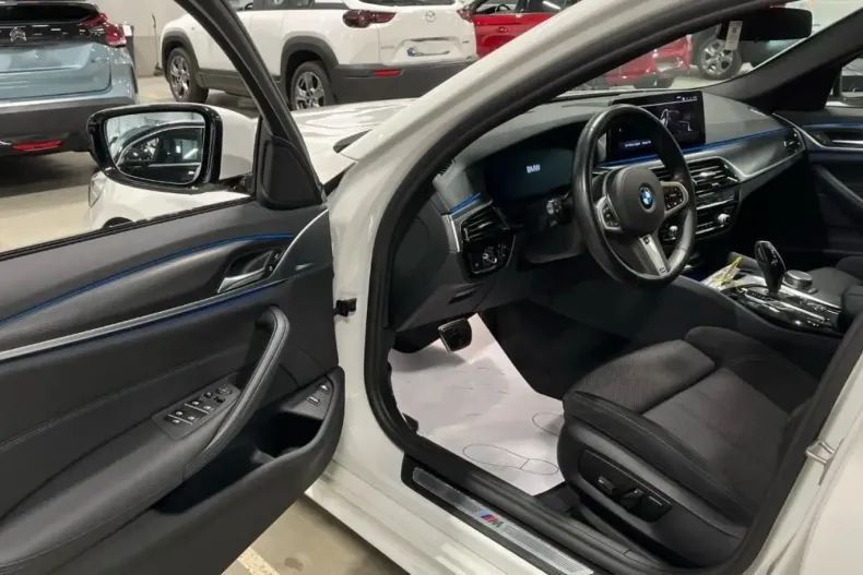 BMW 530 din 2021 cu 38.033 km - oferta BMW109856 - foto 8