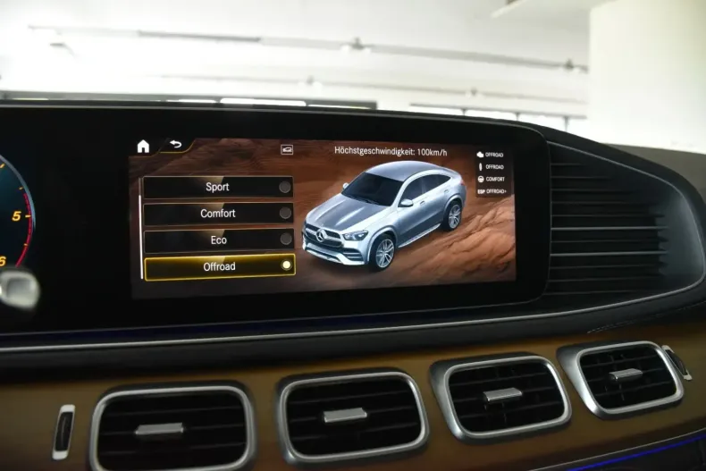 Mercedes-Benz GLE 400 din 2020 cu 113.872 km - oferta MER109859 - foto 30