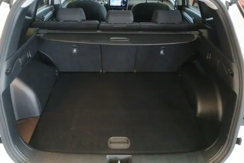 Hyundai TUCSON din 2024 cu 52.423 km - oferta HYU109862 - foto 6