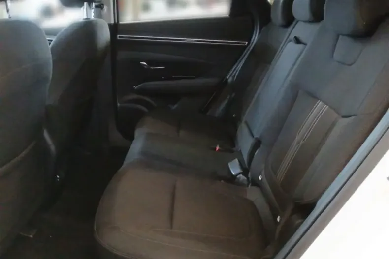 Hyundai TUCSON din 2024 cu 52.423 km - oferta HYU109862 - foto 10