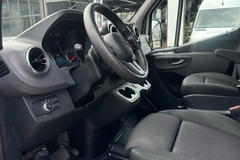 Mercedes-Benz Sprinter din 2023 cu 51.600 km - oferta MER109865 - foto 9