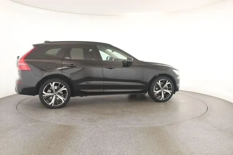 Volvo XC60 din 2023 cu 35.600 km - oferta VOL109872 - foto 5
