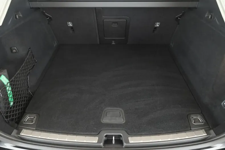 Volvo XC60 din 2023 cu 35.600 km - oferta VOL109872 - foto 18