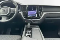 Volvo XC60 din 2023 cu 58.200 km - oferta VOL109873 - foto 9