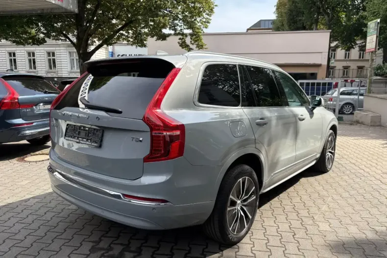 Volvo XC90 din 2024 cu 21.633 km - oferta VOL109875 - foto 5