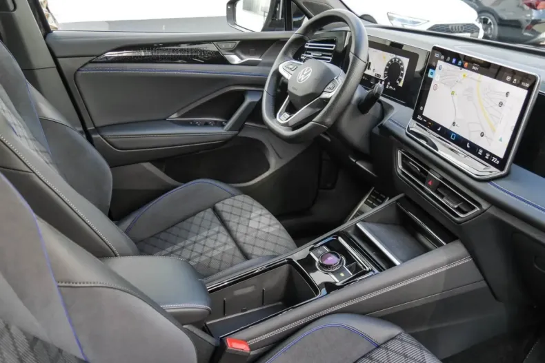 Volkswagen Tiguan din 2024 cu 20.515 km - oferta VOL109878 - foto 3