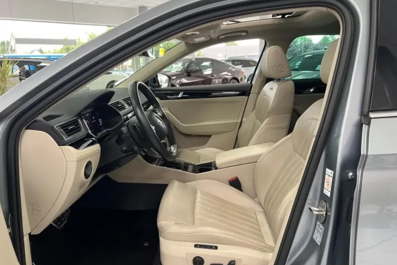 Skoda Superb din 2021 cu 90.924 km - oferta SKO109890 - foto 12