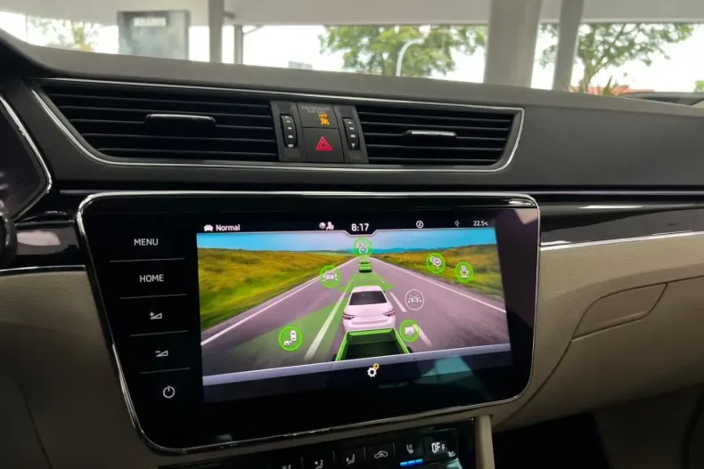 Skoda Superb din 2021 cu 90.924 km - oferta SKO109890 - foto 22