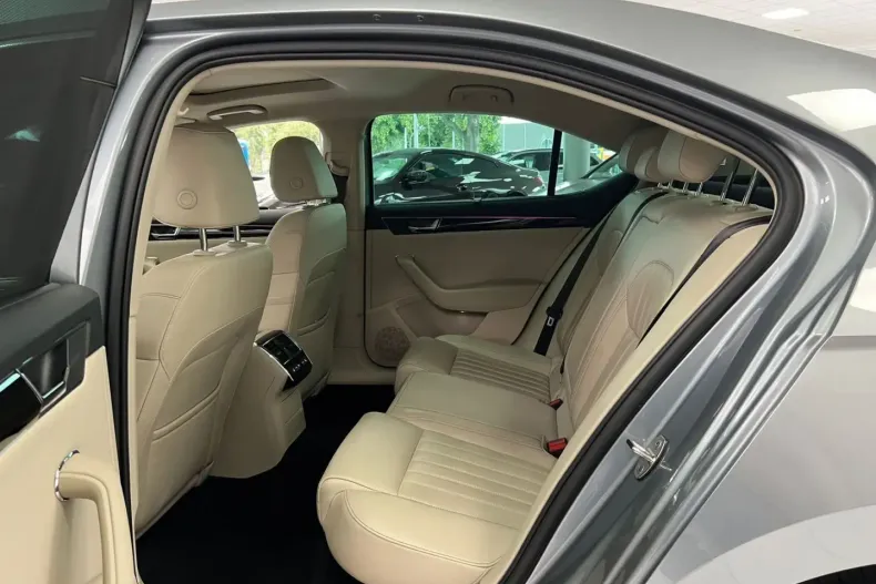 Skoda Superb din 2021 cu 90.924 km - oferta SKO109890 - foto 27