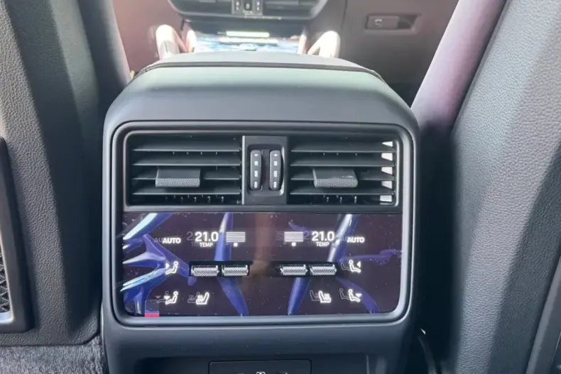 Porsche Cayenne din 2025 cu 3.900 km - oferta POR109893 - foto 11