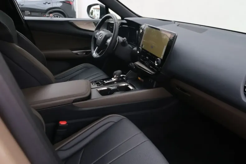 Lexus NX 350h din 2024 cu 17.000 km - oferta LEX109895 - foto 13