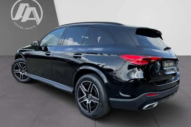 Mercedes-Benz GLC 220 din 2023 cu 45.137 km - oferta MER109901 - foto 4