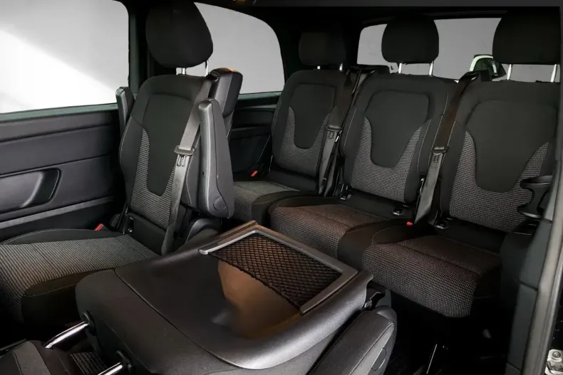 Mercedes-Benz V 220 din 2024 cu 11.660 km - oferta MER109922 - foto 9