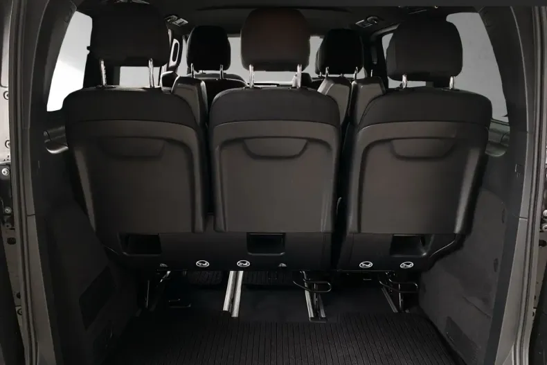 Mercedes-Benz V 220 din 2024 cu 11.660 km - oferta MER109922 - foto 10